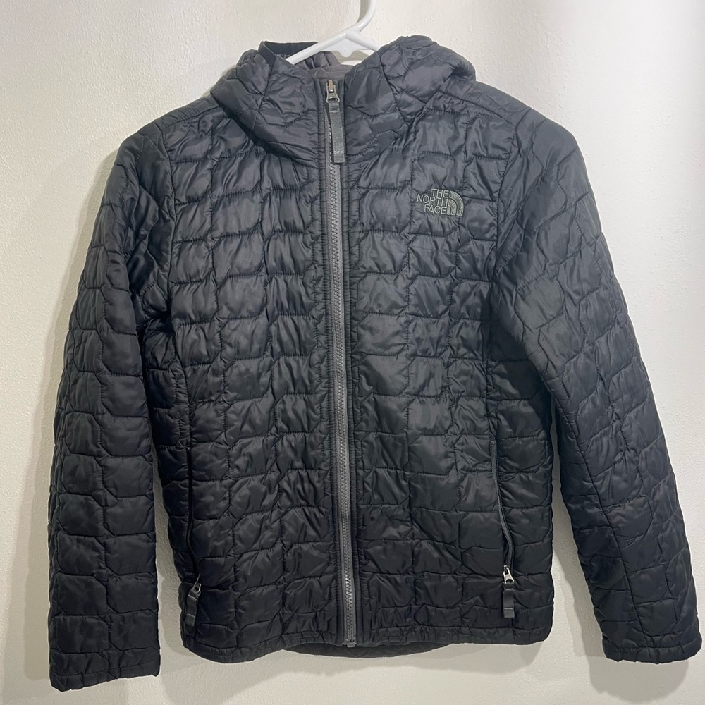 Boys North Face ThermoBall Hoodie, M (10-12)